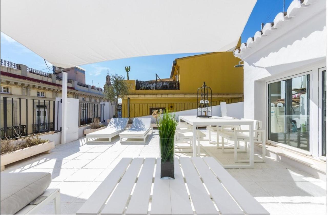 No Turistic Rental, Duplex Penthouse In The Historic Center, Valencia, Ideal For Those Looking To Stay In The City For A Season, Including Professionals And Students Kültér fotó